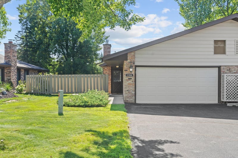 1164 Xene Ln N, Plymouth, MN 55447