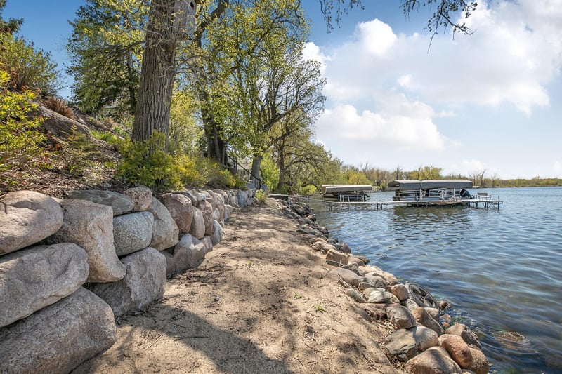 5715 Imhoff Ave SW, Howard Lake, MN 55349