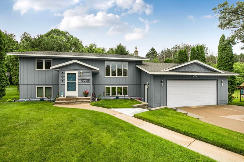 4312 109th Ave SE, Clear Lake, MN 55319