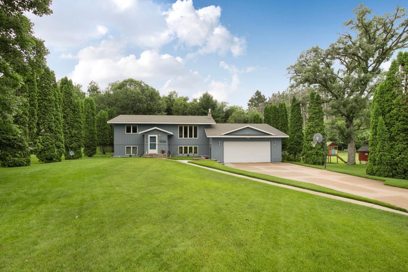 4312 109th Ave SE, Clear Lake, MN 55319