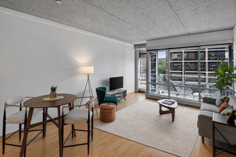 45 University Ave SE #313, Minneapolis, MN 55414