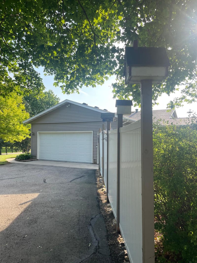 3925 8th St NE, Willmar, MN 56201