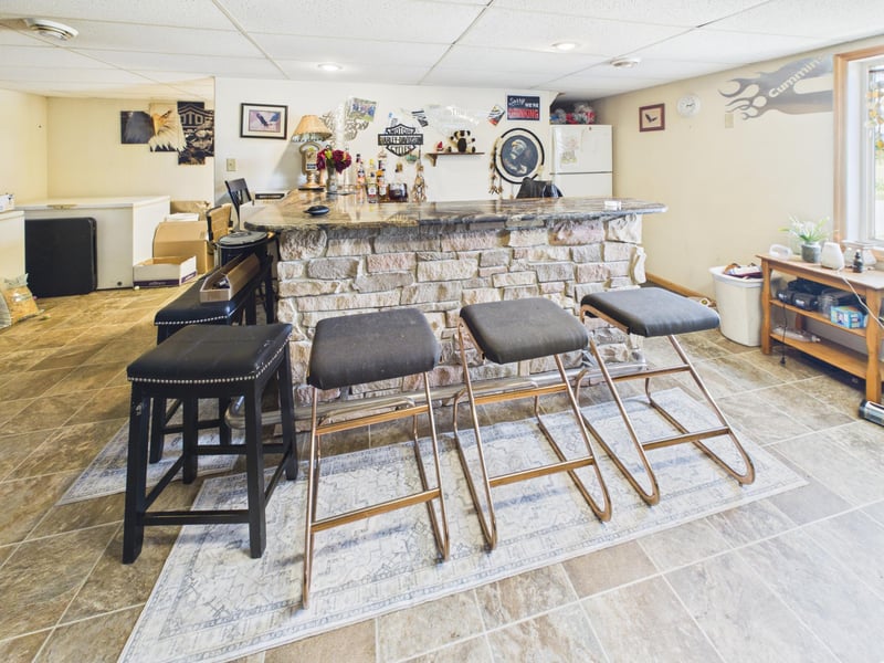 1428 Dove Rd, Holdingford, MN 56340