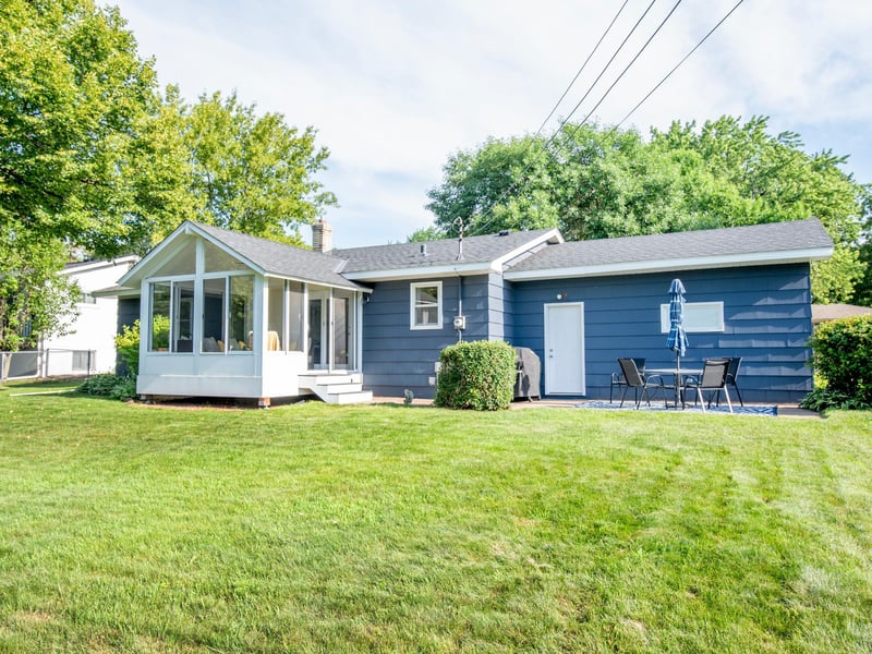 2628 Cedar Ave, White Bear Lake, MN 55110