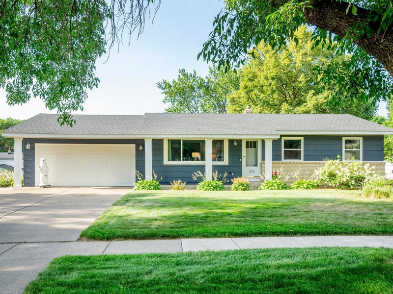 2628 Cedar Ave, White Bear Lake, MN 55110
