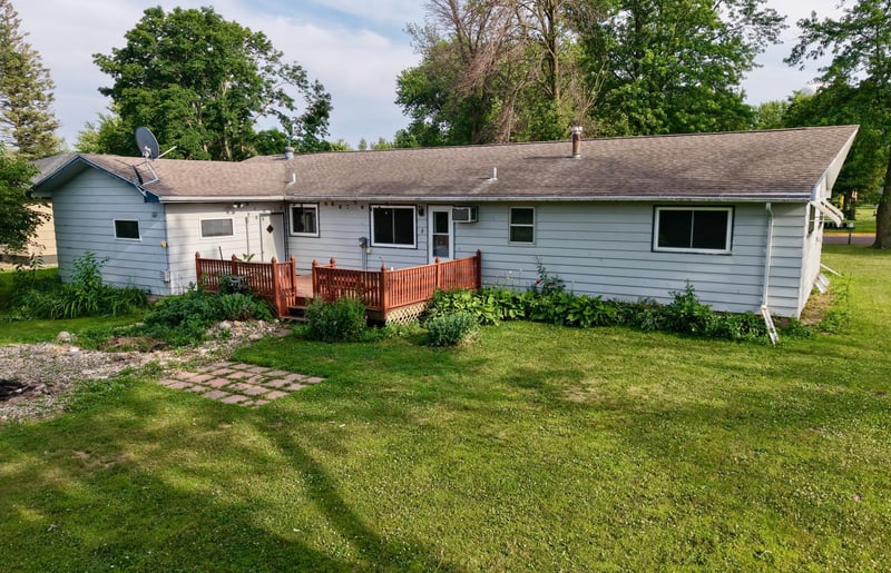 1519 6th Ave, Mountain Lake, MN 56159