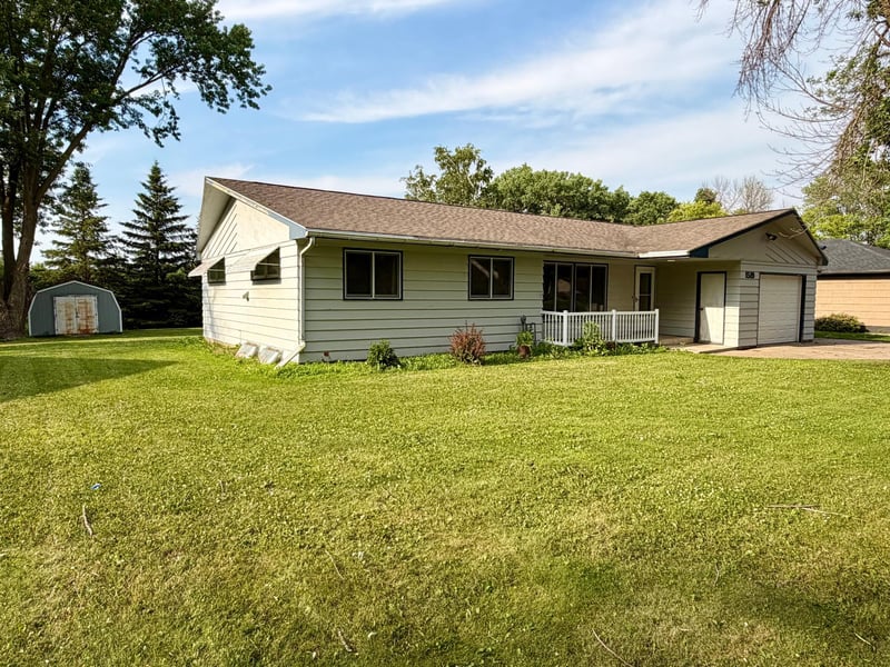1519 6th Ave, Mountain Lake, MN 56159