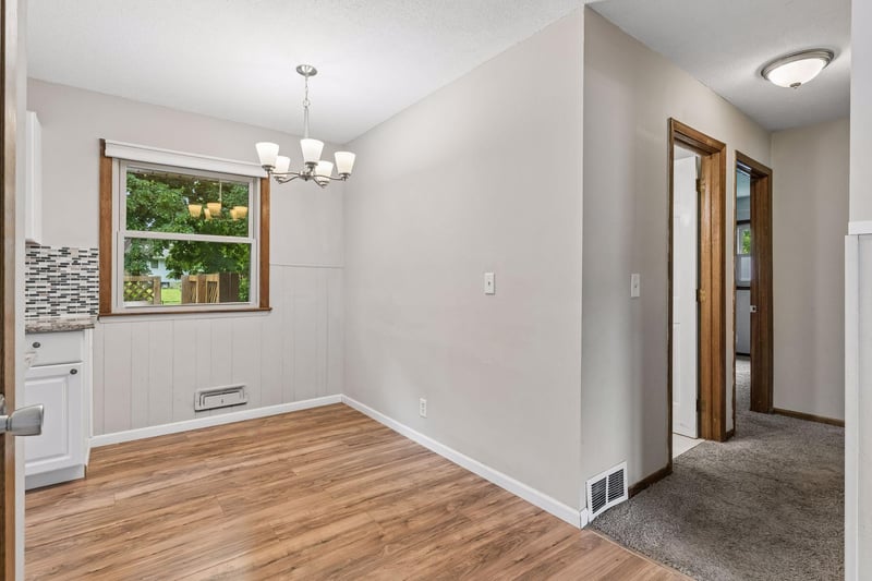 1849 Barry Dr, Newport, MN 55055