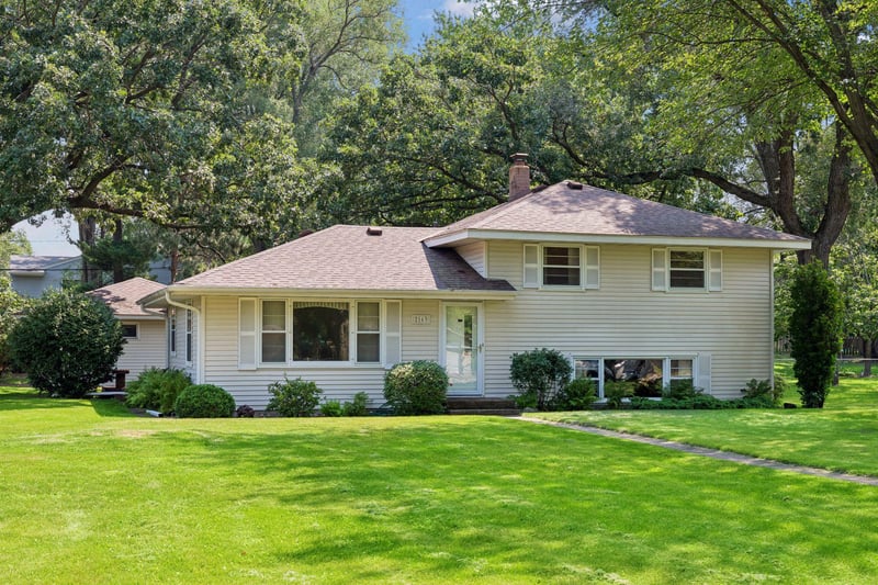 2163 29th Ave NW, New Brighton, MN 55112