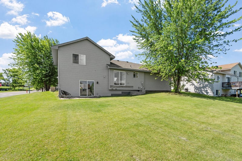 615 Buffalo Hills St, Buffalo, MN 55313