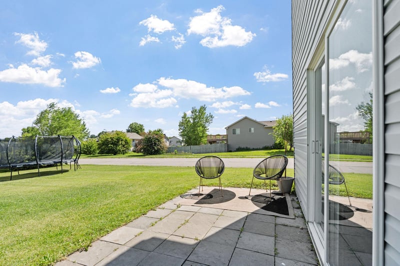 615 Buffalo Hills St, Buffalo, MN 55313