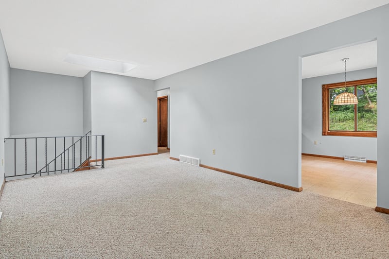 5915 Hidden Oaks Cir SE, Prior Lake, MN 55372