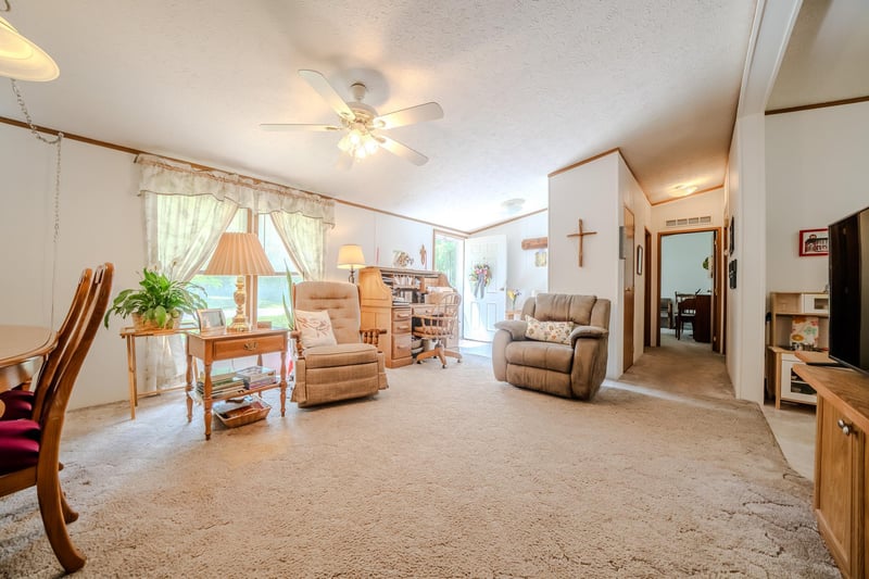 202 Riverwood Ct, Randall, MN 56475
