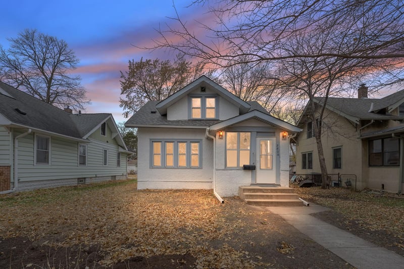 2808 40th Ave S, Minneapolis, MN 55406