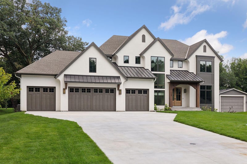 10 Sunny Side Ln, Sunfish Lake, MN 55118