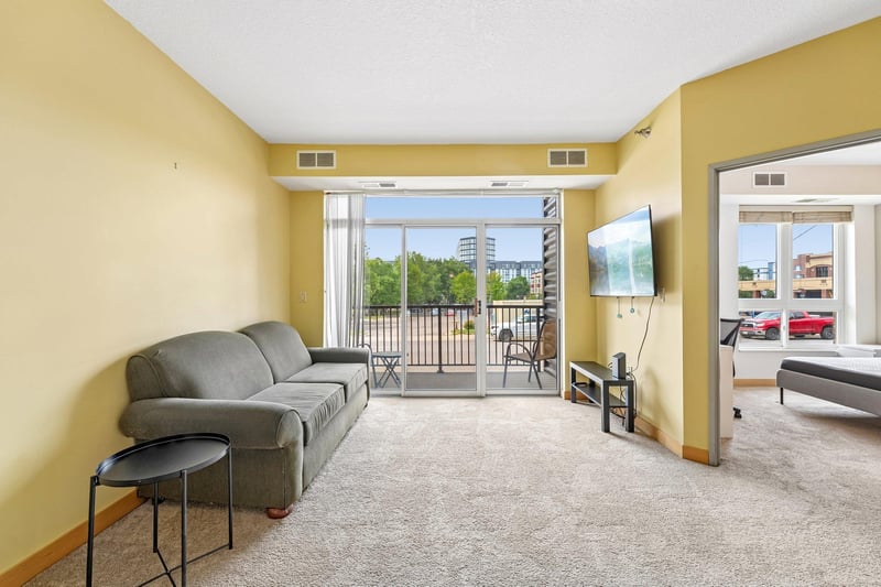 2600 University Ave SE #109, Minneapolis, MN 55414