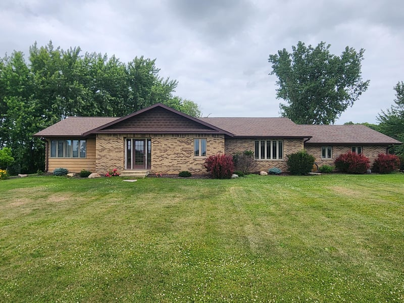 75842 115th St, Le Roy, MN 55951