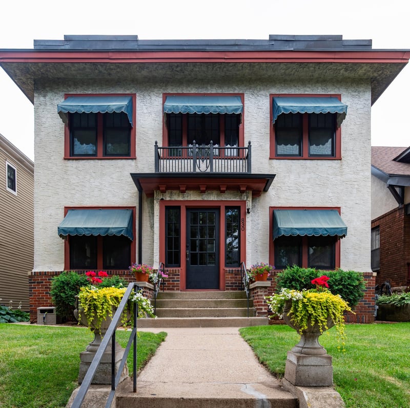 830 Lincoln Ave, Saint Paul, MN 55105