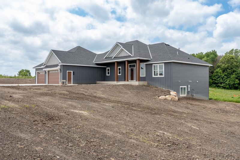 19758 Jennady Ave, Jordan, MN 55352
