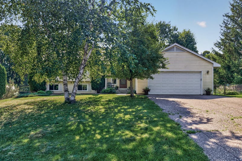 6432 Mere Dr, Eden Prairie, MN 55346