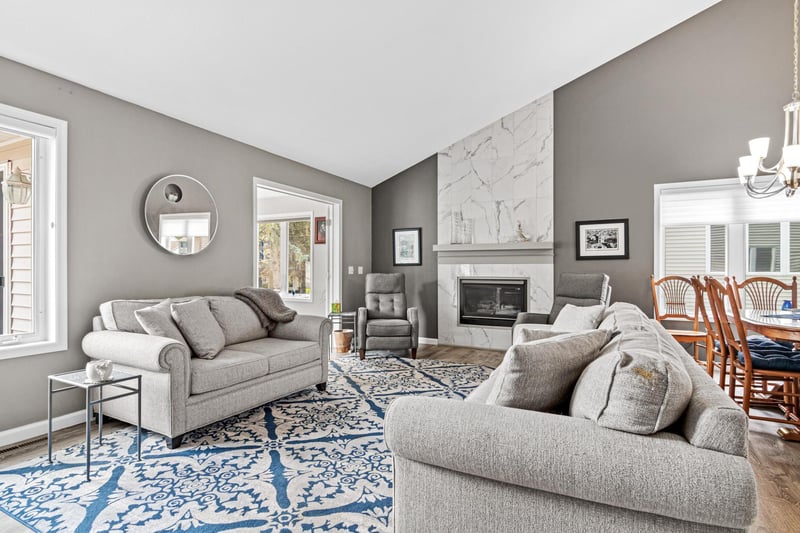 13800 Fernando Ave, Apple Valley, MN 55124