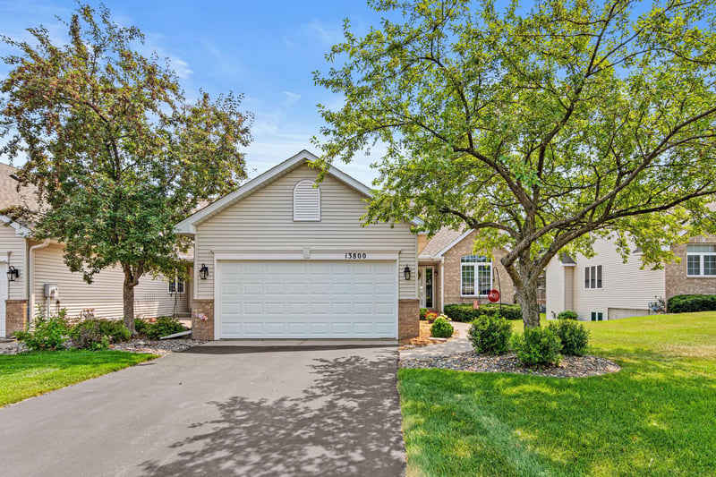 13800 Fernando Ave, Apple Valley, MN 55124