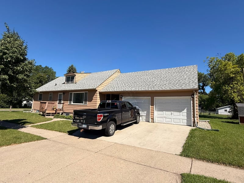 1902 8th Ave N, Moorhead, MN 56560
