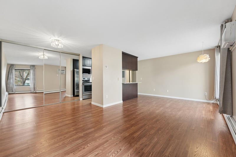 4110 Rahn Rd #115, Eagan, MN 55122