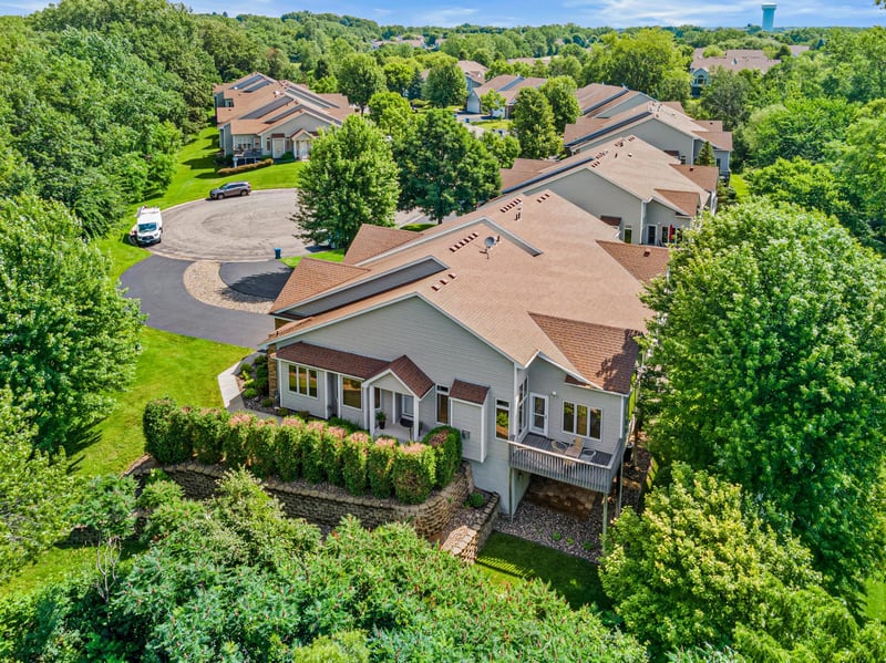 702 Crescent Curve, White Bear Twp, MN 55127