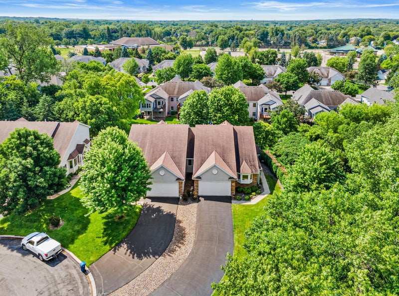702 Crescent Curve, White Bear Twp, MN 55127