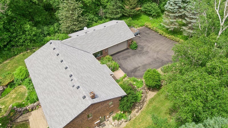 9825 Brent Ave, Inver Grove Heights, MN 55077