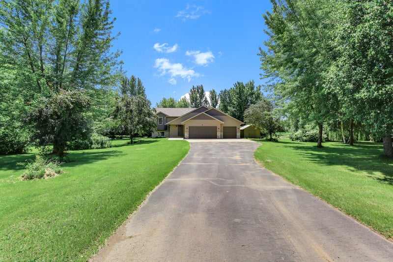 7380 566th St, Pine City, MN 55063