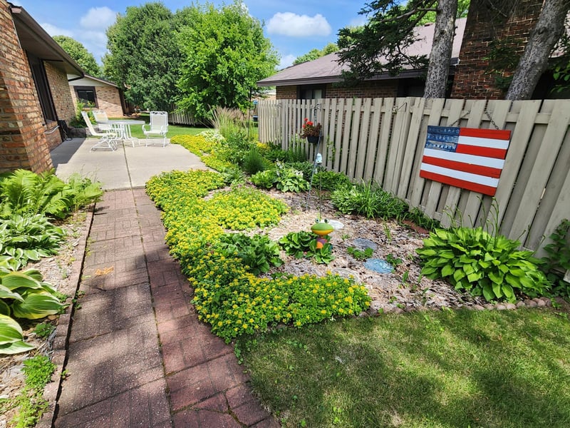 1064 Zanzibar Ln N, Plymouth, MN 55447