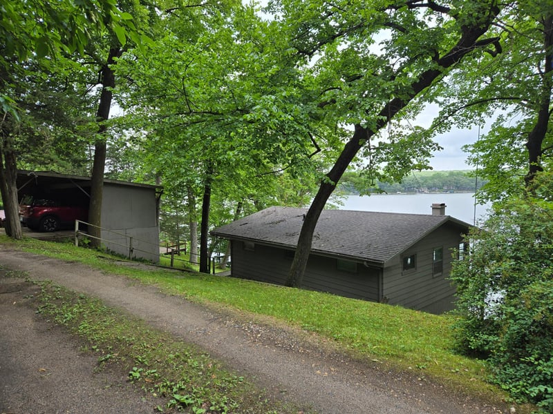 30346 Brentwood Rd, Paynesville, MN 56362