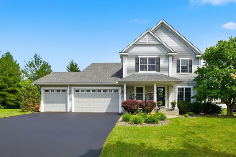 7182 Hidden Valley Pond S, Cottage Grove, MN 55016