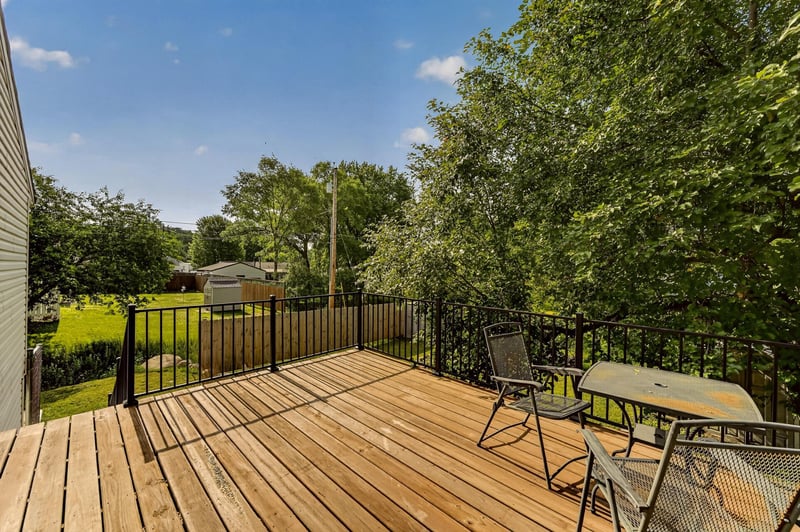 2444 Melody St SE, Rochester, MN 55904