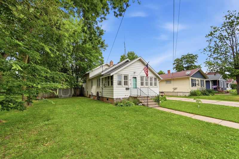 223 31st Ave N, Saint Cloud, MN 56303
