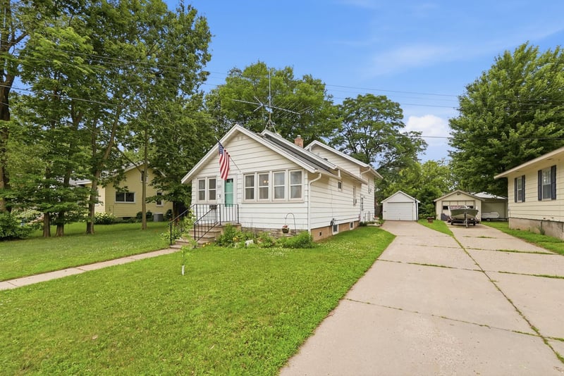 223 31st Ave N, Saint Cloud, MN 56303