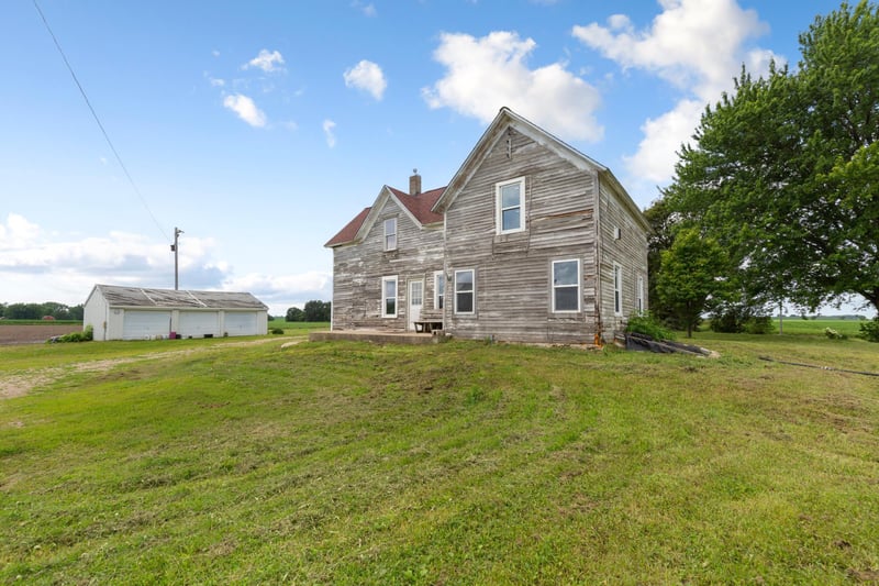 10401 SW 62nd Ave, Ellendale, MN 56026
