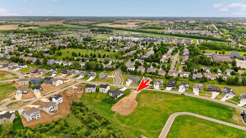 4910 Noble Dr NW, Rochester, MN 55901