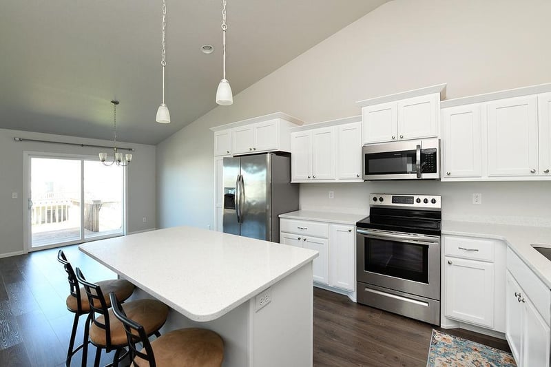 4513 17 St S, Moorhead, MN 56560
