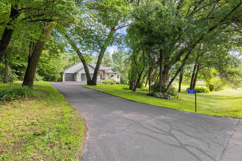 5306 408th St, North Branch, MN 55056