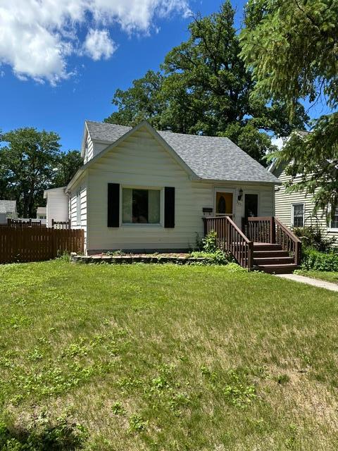 321 Tindolph Ave N, Thief River Falls, MN 56701