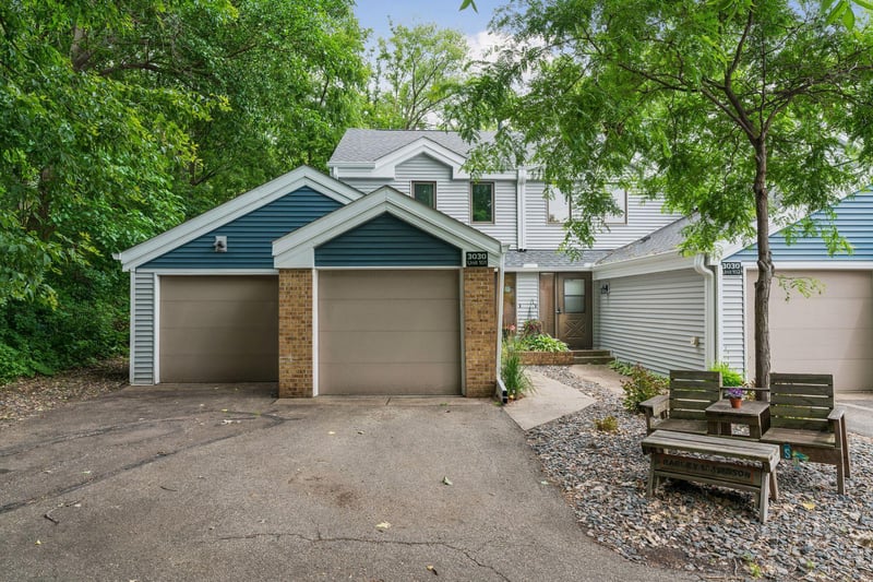 3030 Shields Dr #101, Eagan, MN 55121