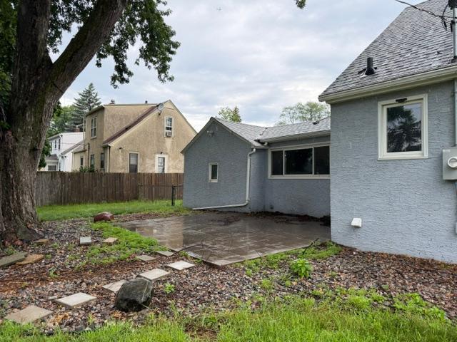 132 Richmond St E, South Saint Paul, MN 55075