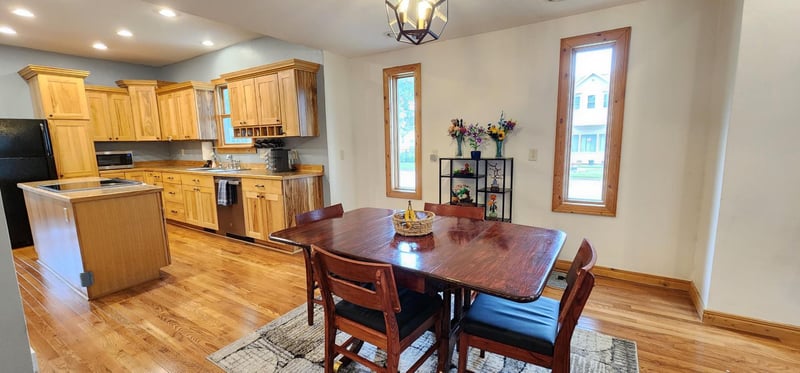 351 Chatfield St, Winona, MN 55987