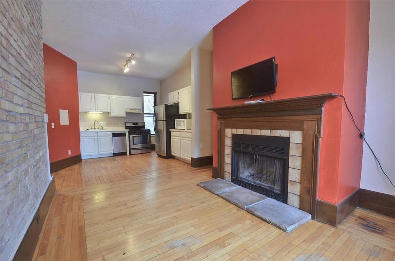 605 S 9th St #8, Minneapolis, MN 55404