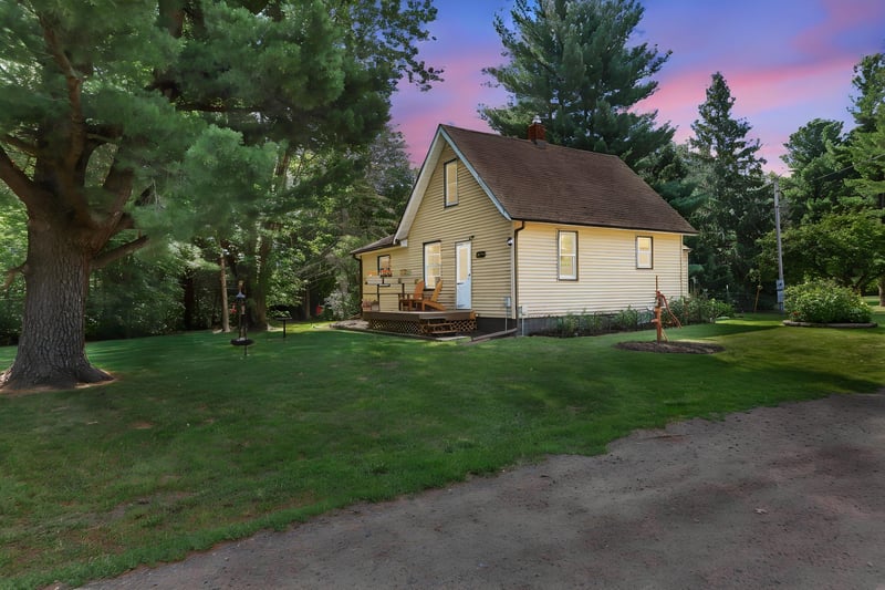 5212 185th Ave NE, Wyoming, MN 55092