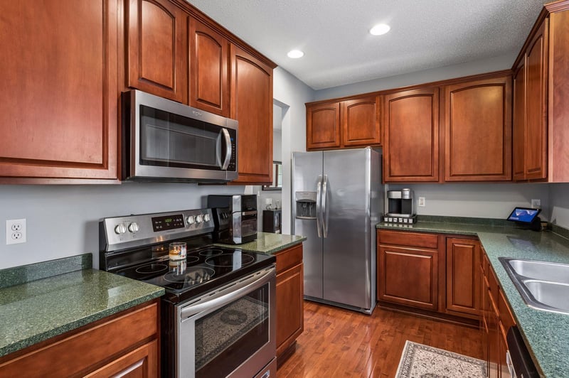 11207 Beechwood Ln, Woodbury, MN 55129