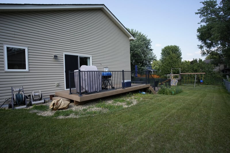 7696 Appaloosa Ln, Circle Pines, MN 55014
